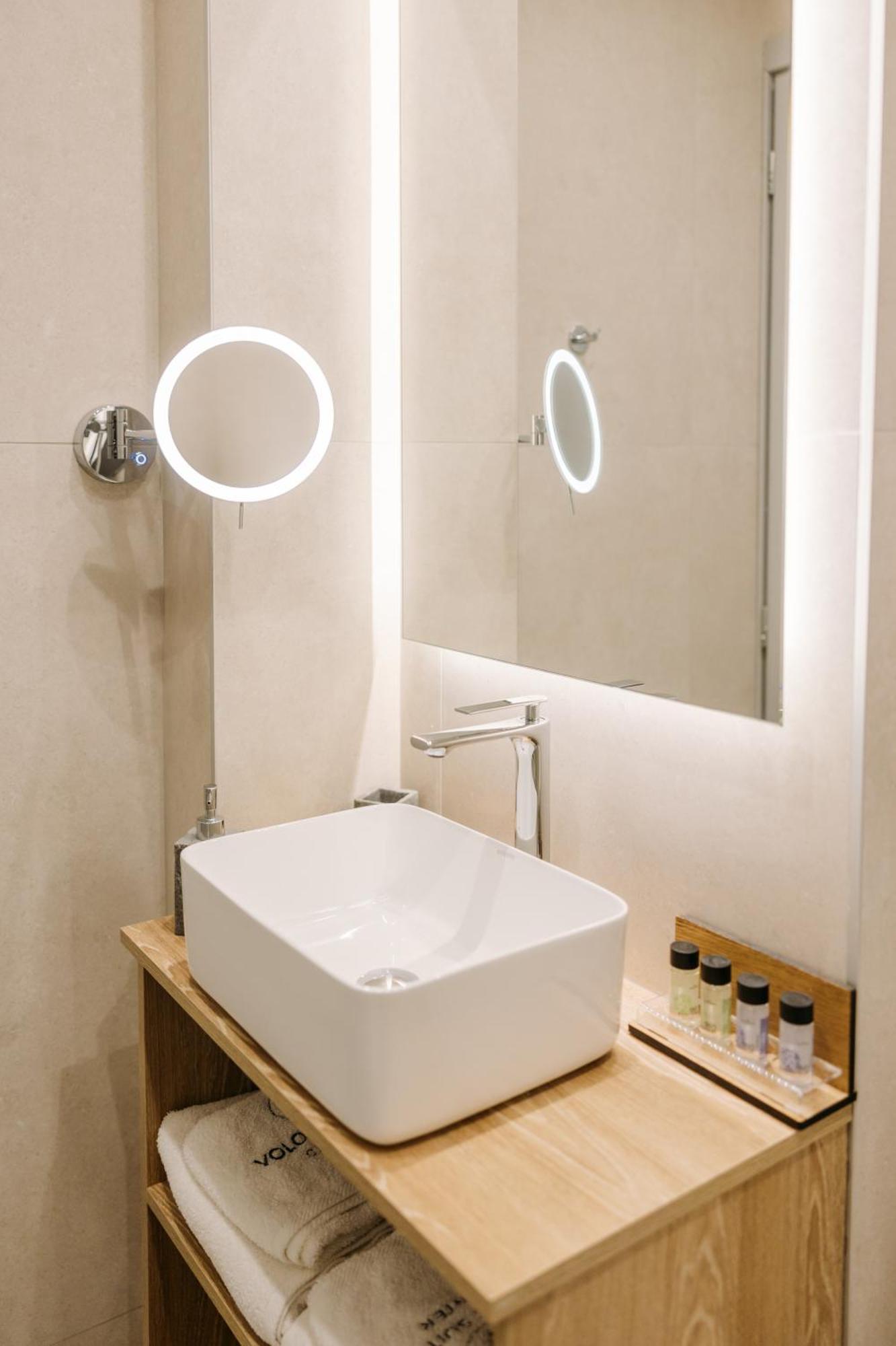 Volos Suites Center Екстериор снимка