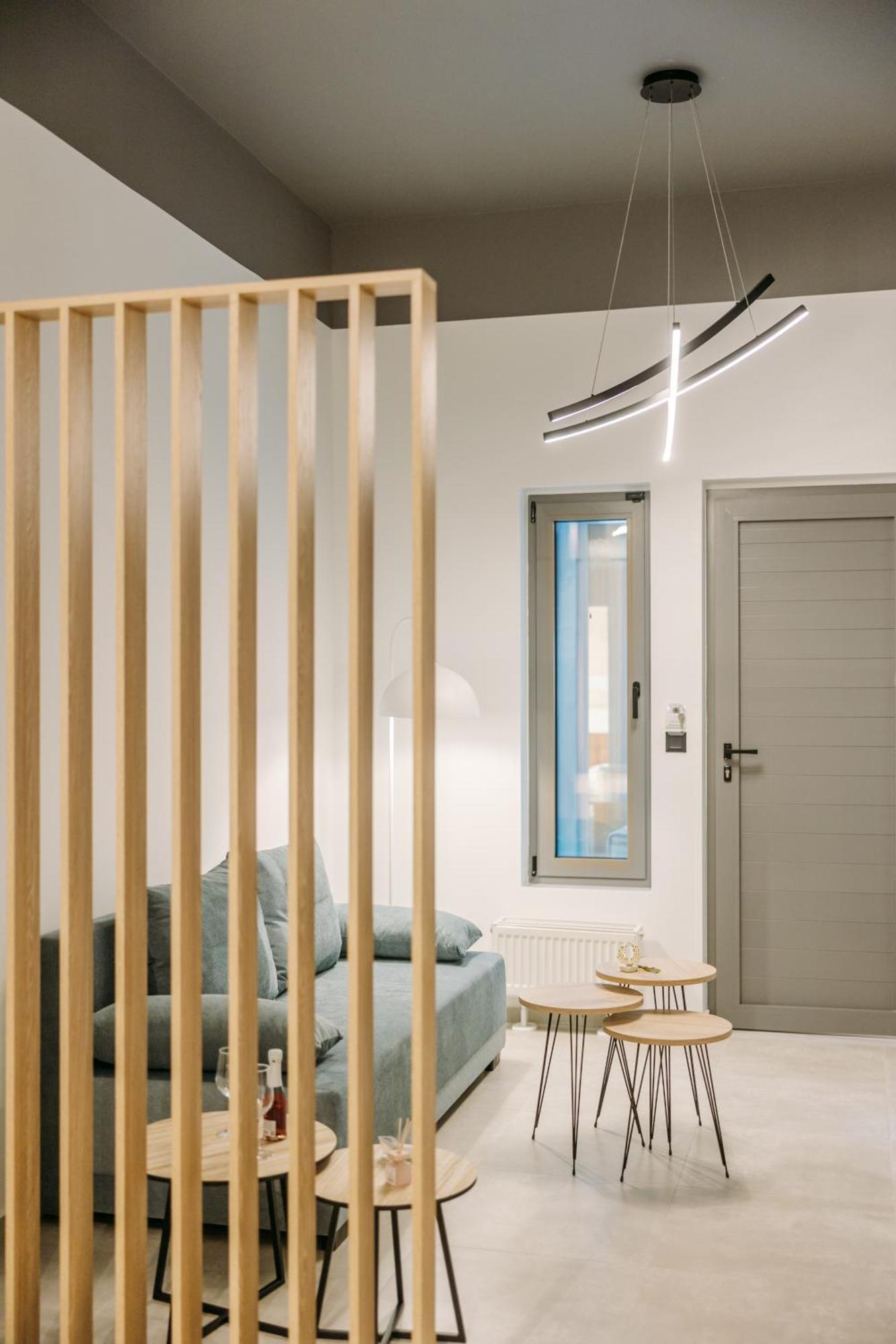 Volos Suites Center Екстериор снимка