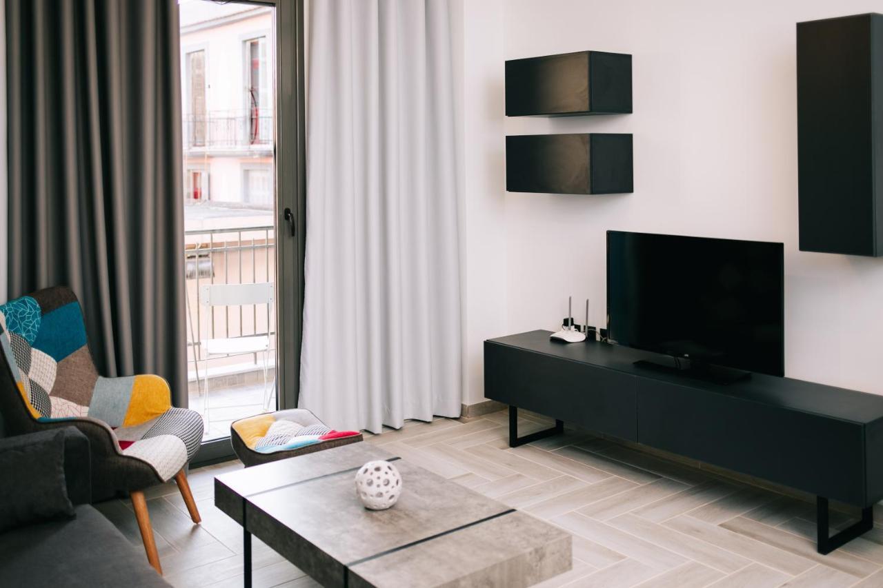 Volos Suites Center Екстериор снимка